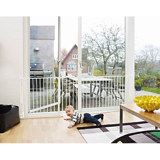 Barierka kominkowa Baby Dan FLEX L - biała