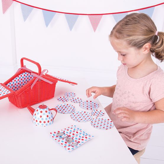 Bigjigs Toys Zestaw do herbaty w kropki w koszu piknikowym