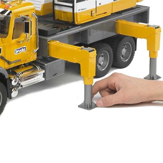 Bruder Ciężarówka MACK Granit dźwig LIEBHERR