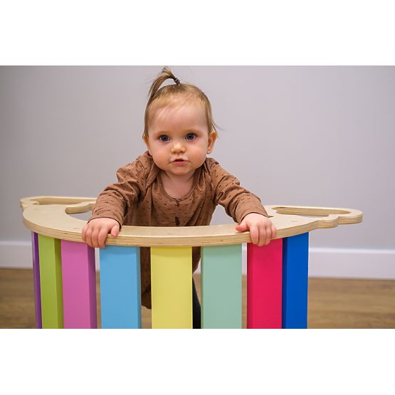 Drewniana huśtawka Montessori - tęcza
