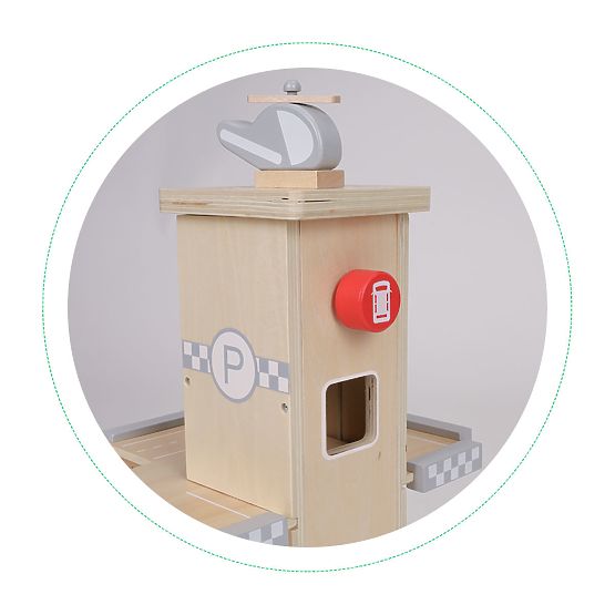 Drewniany garaż z windą