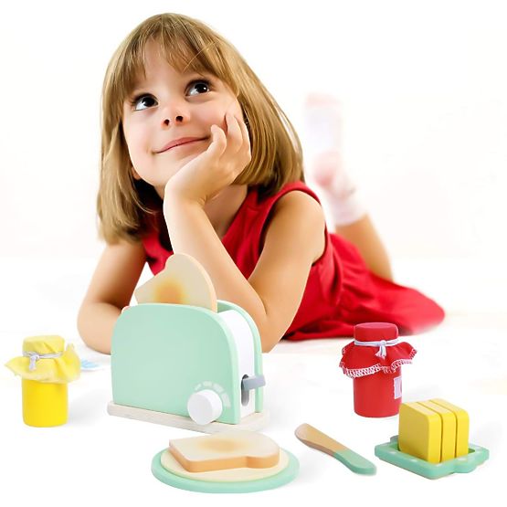 Drewniany toster z akcesoriami