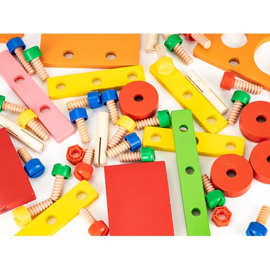 Drewniany zestaw konstrukcyjny z narzędziami