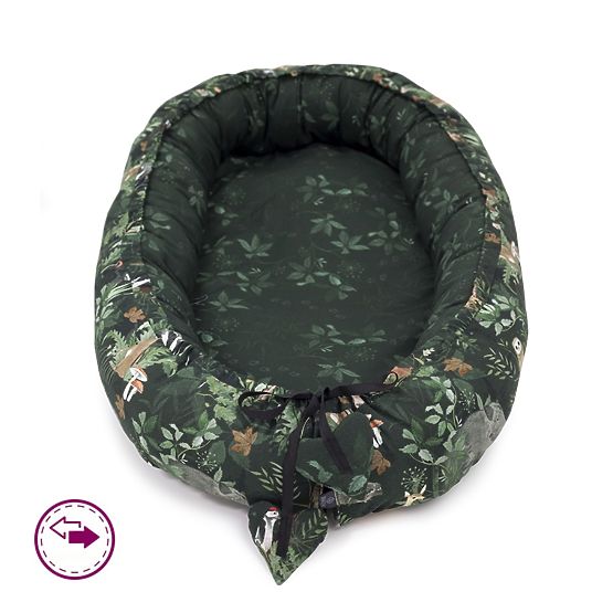 Dwustronne gniazdo Życie w lesie