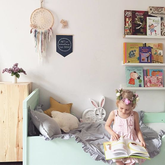 Dziecięce drewniane lampa Bunny dziewczyna - białe