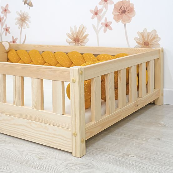 Niskie łóżko dziecięce Montessori Meadow - naturalne