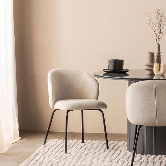 Krzesło jadalniane Larisa, jasnobeżowe/czarne nogi