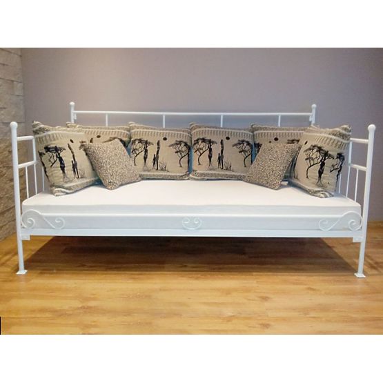 Łóżko metalowe, model 10