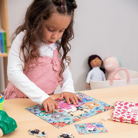 Mudpuppy Puzzle Kocięta w filiżance do herbaty w materiałowym woreczku 36 elementów