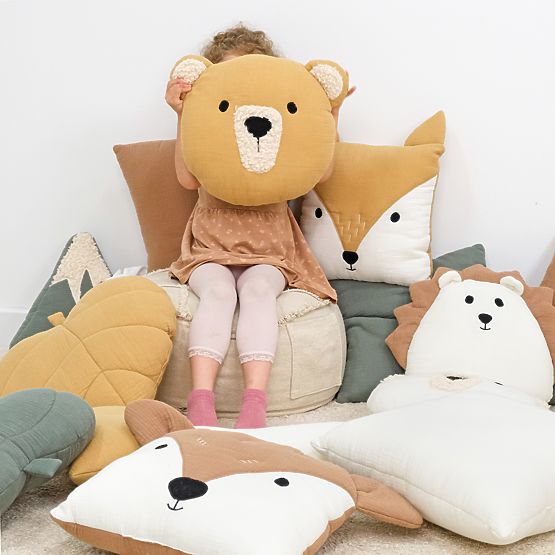 Muślinowa poduszka Ourbaby Ø 35 cm Miś - musztardowy