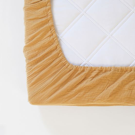 Muślinowe prześcieradło Ourbaby 140x70 cm - musztardowe