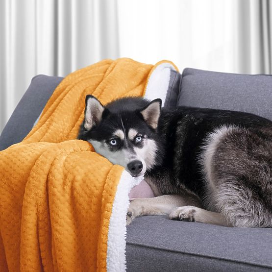 Narzuta SHLEEPY pomarańczowa z wzorem żakardowym styl klasyczny 170x210