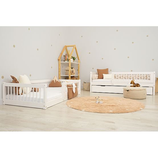 Niskie łóżko dla dzieci Montessori Ourbaby Plus - białe