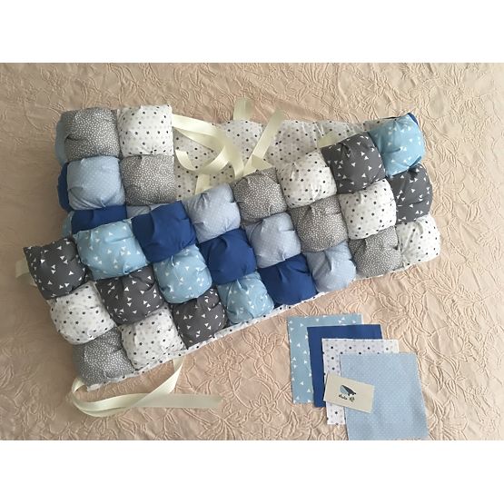 Ochraniacz do łóżeczka niebieski