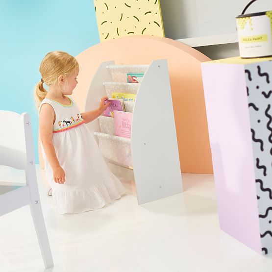 Organizer na książki w procy