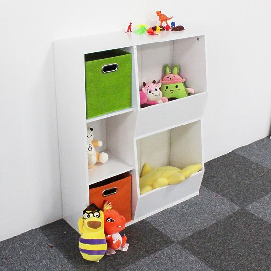 Półka z organizerami