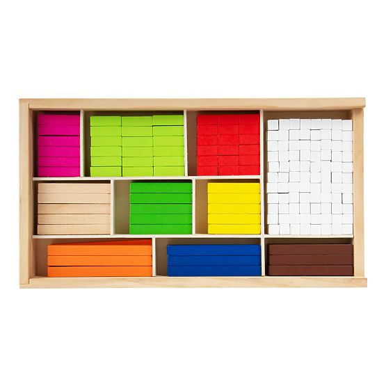 Small Foot School dostarcza kije do liczenia