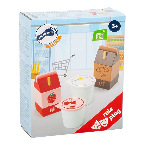 Zestaw świeżych produktów mlecznych dla małych stóp