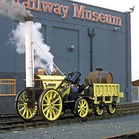 Bigjigs Rail Replika historycznej lokomotywy Rocket + 2 tory