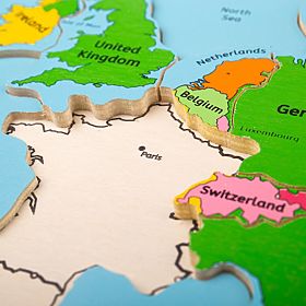 Bigjigs Toys Drewniana mapa-puzzle Europy 25 sztuk