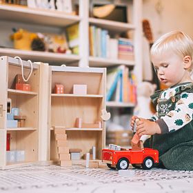 Bigjigs Toys Rozkładany domek z akcesoriami, Bigjigs Toys