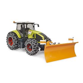 Bruder Claas Axion 950 z łańcuchami śnieżnymi i pługiem