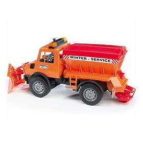 Bruder Mercedes Benz UNIMOG Piaskarka z pługiem, Bruder