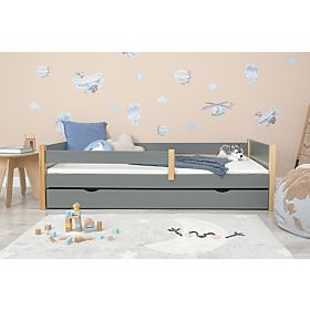 Drewniane łóżko dziecięce Scandie z barierką - szare, Ourbaby®