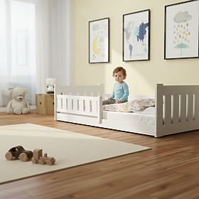 Łóżko dziecięce Tom - białe, niskie, BANABY