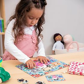 Mudpuppy Puzzle Kocięta w filiżance do herbaty w materiałowym woreczku 36 elementów, Mudpuppy