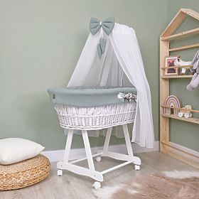 Wiklinowe łóżeczko z wyposażeniem dla niemowląt - Leśne zwierzątka, Ourbaby®